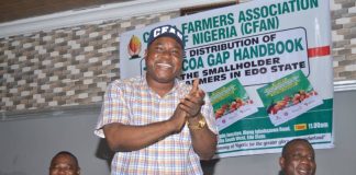 Edo Farmers Receive CFAN’s Cocoa GAP Handbook