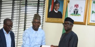 Minister of Industry Eulogizes ACA Over Progress in Cashew Export