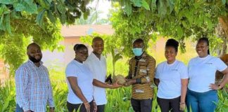 Fg Trains Coconut Farmers And Processors In Edo State